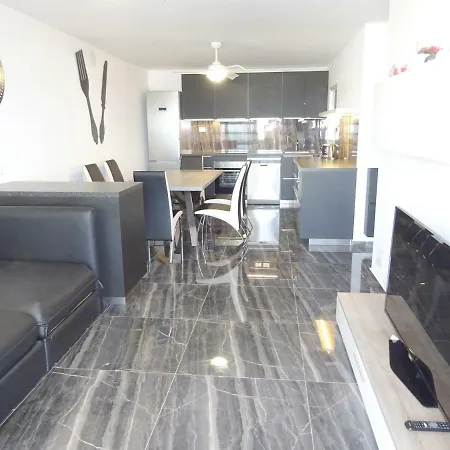 Angela Ocean Panorama 아파트 아데제